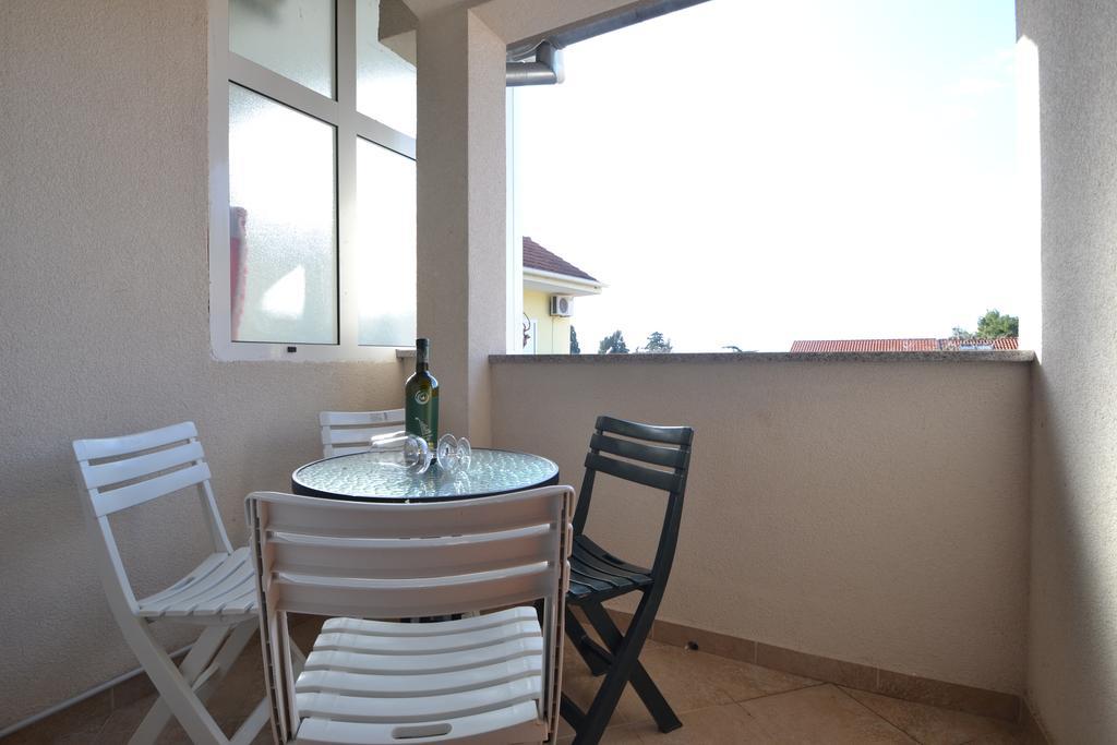 Apartments Kresan Sukošan المظهر الخارجي الصورة