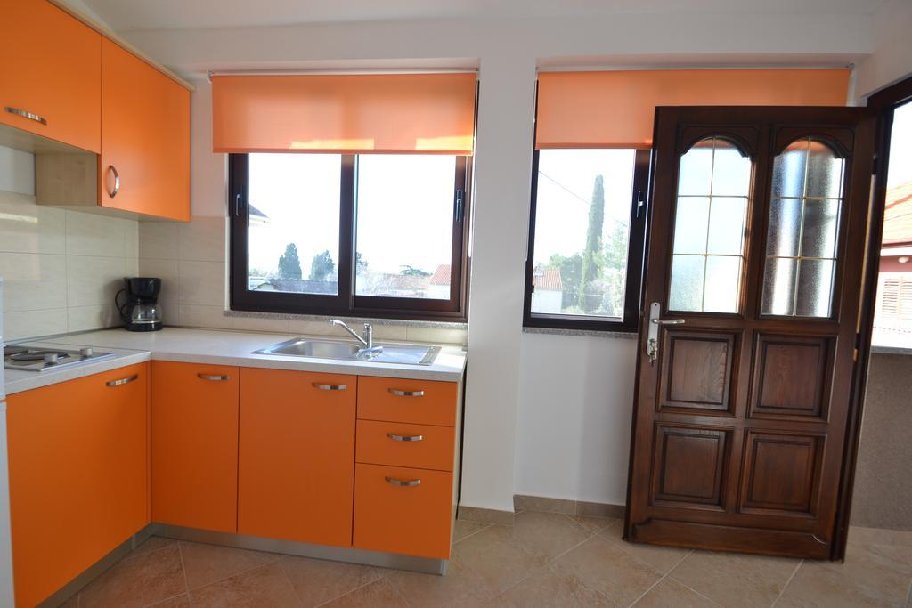 Apartments Kresan Sukošan المظهر الخارجي الصورة